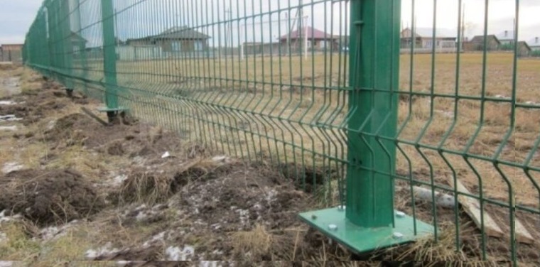 Купить сваи для ограждения от производителя в Урюпинске от 1415 руб: низкая цена, быстрая установка
